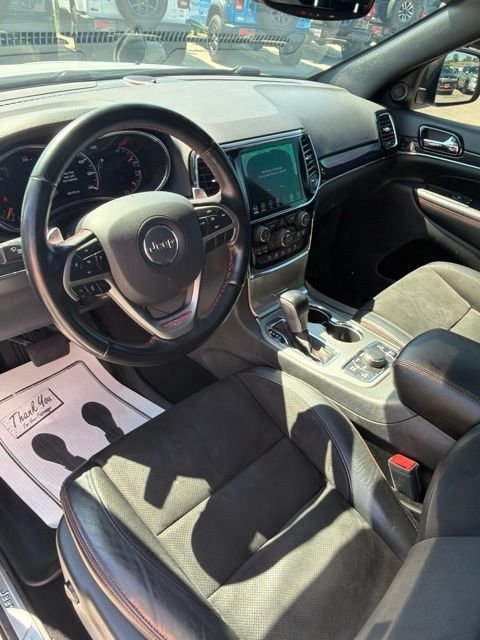 Used 2021 White Jeep Trailhawk image 17