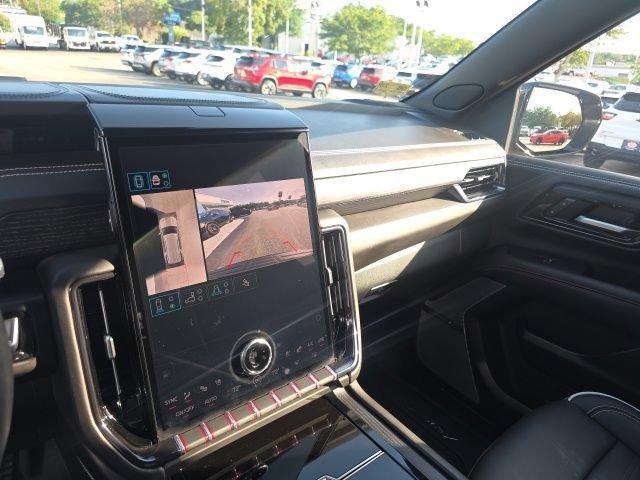 Used 2025 Onyx Black GMC AT4 Ultimate image 23