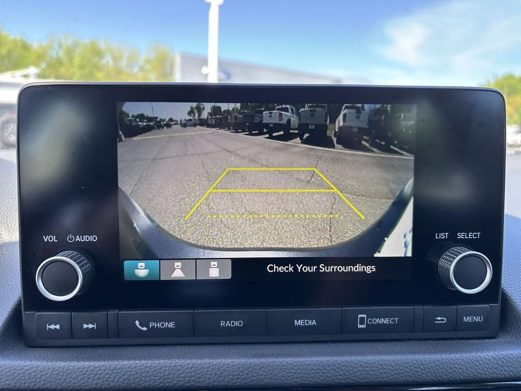 Used 2023  Honda EX-L image 24