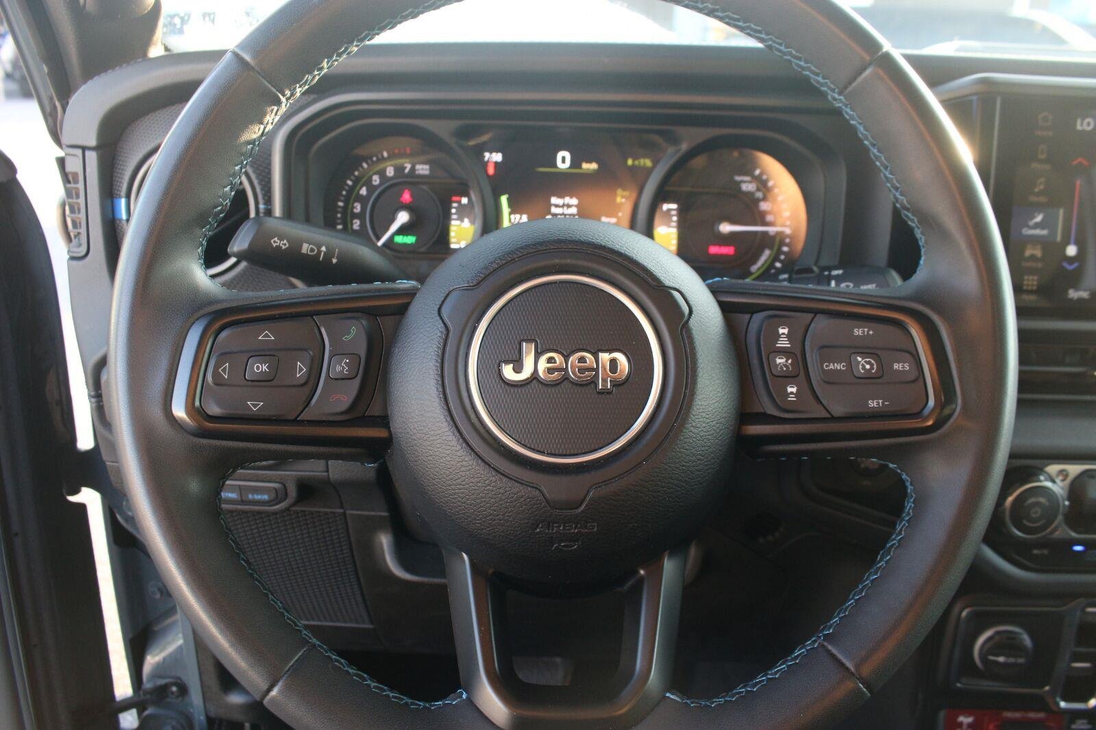 Used 2024 Grey Jeep Rubicon image 19