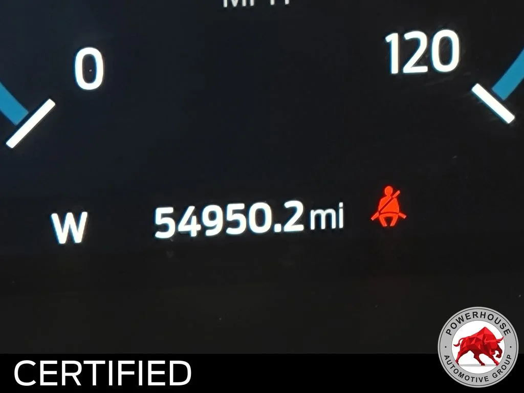 Used 2022 White Ford Lariat image 32