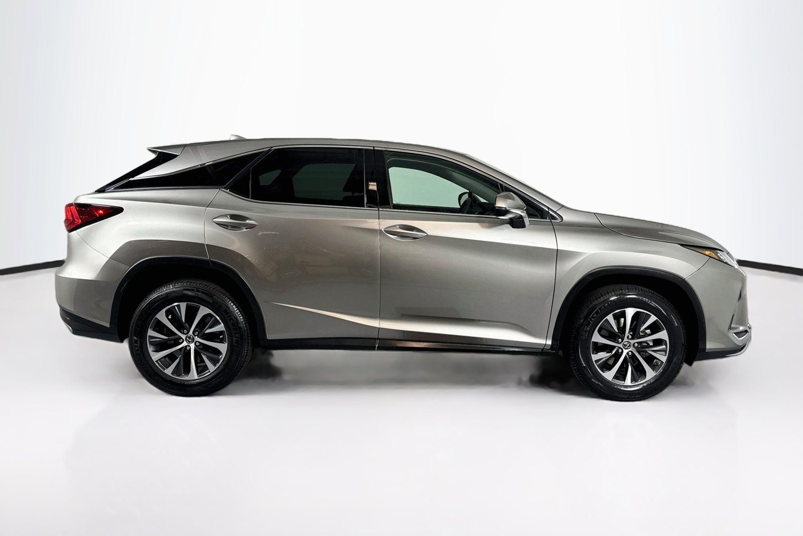 Used 2022 Atomic Silver Lexus RX 350 image 4