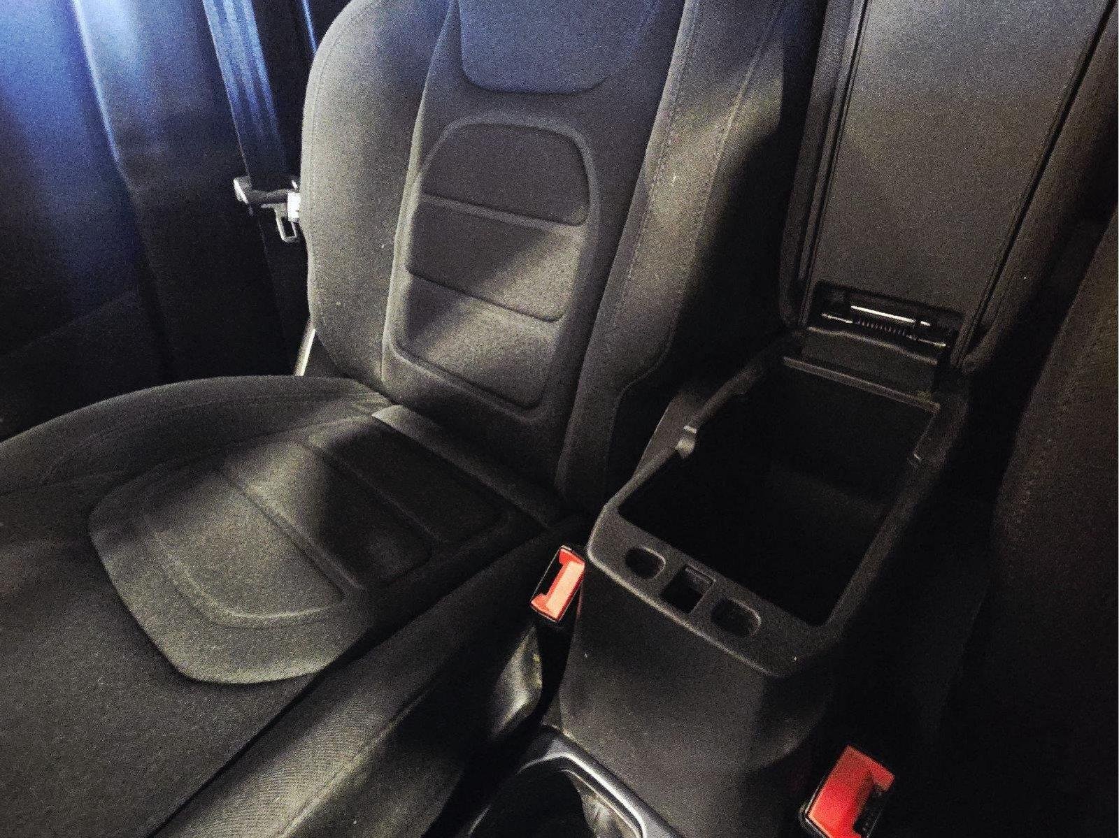 Used 2020 Sting-Gray Clearcoat Jeep Latitude image 30