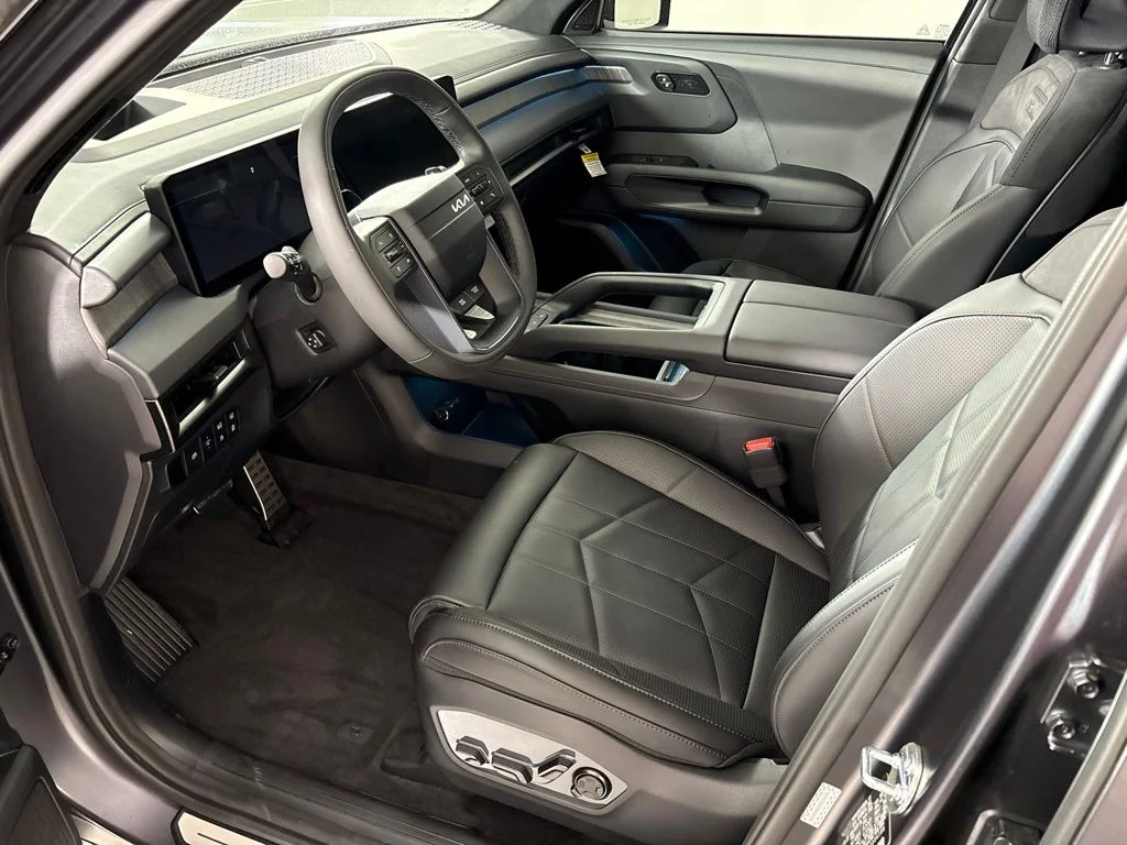 New 2027 Panthera Metal Matte Kia X-Line SX Prestige image 28