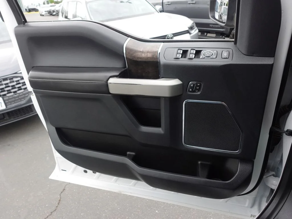 Used 2022 Oxford White Ford Lariat image 17