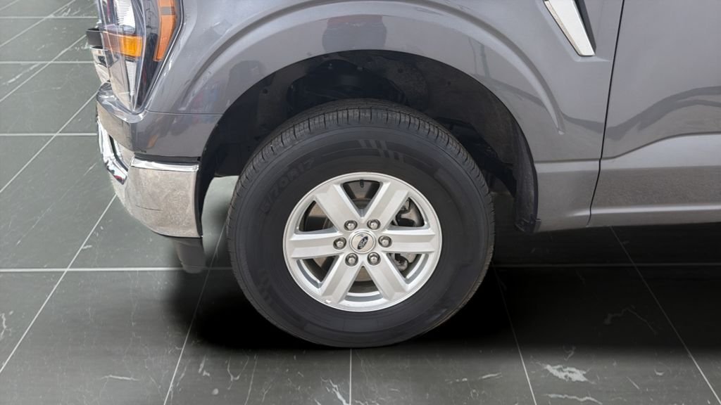 Used 2023 Gray Ford XLT image 23
