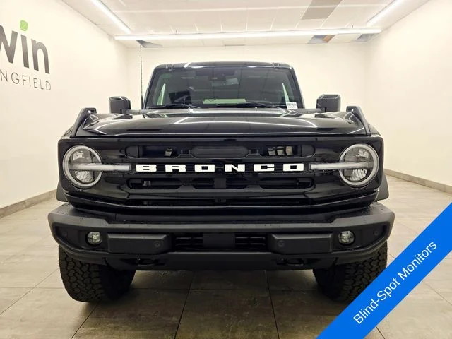 New 2026 Shadow Black Ford Outer Banks® image 7
