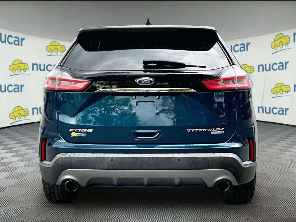 Used 2020 Green Metallic Ford Titanium image 5