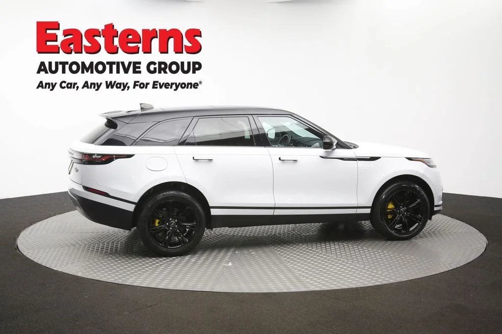 Used 2023 White Land Rover S image 45