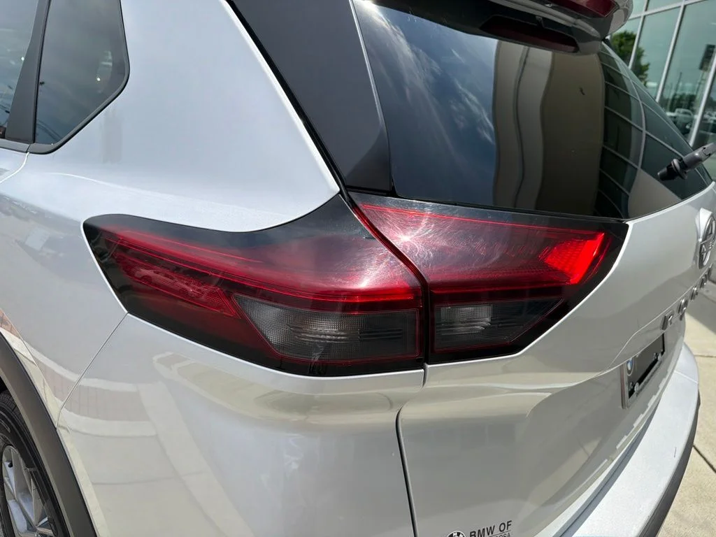 Used 2024 Silver Nissan S image 15