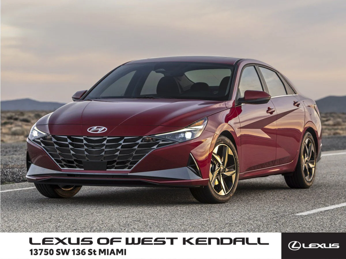 2022 Hyundai Elantra 2.0 SEL IVT's photo