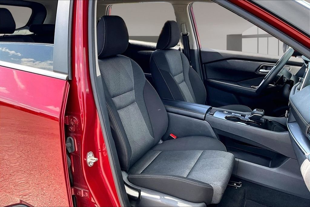 Used 2024 Red Nissan SV image 7