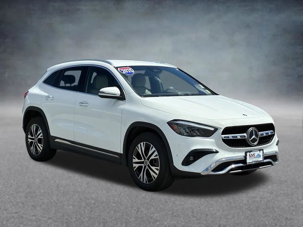 Used 2025 White Mercedes-Benz GLA 250 image 7