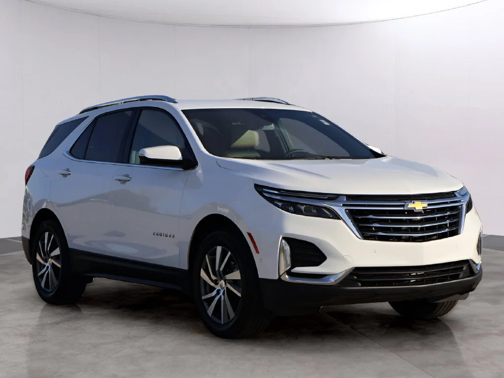 Used 2024 White Chevrolet Premier image 3