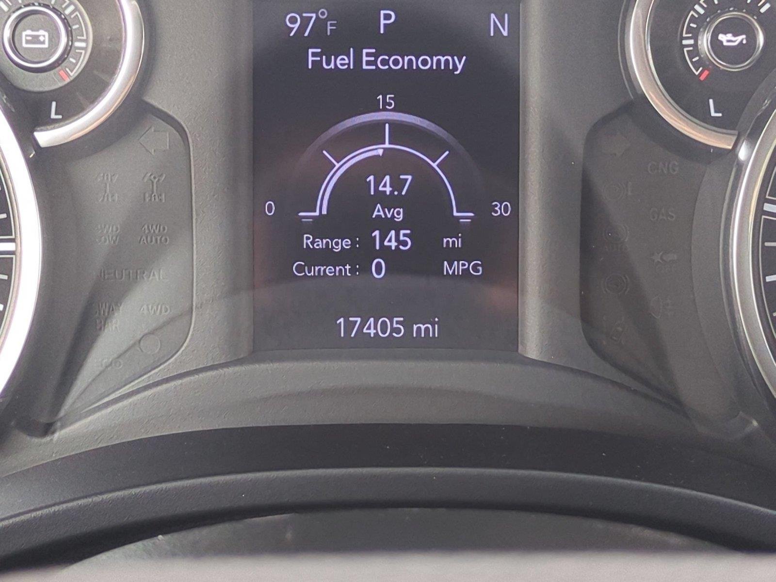 Used 2022 Diamond Black Crystal Pearlcoat Ram Big Horn image 23