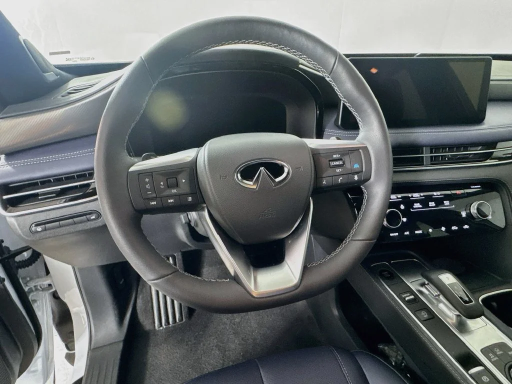 Certified Used 2027 Black INFINITI SPORT image 14