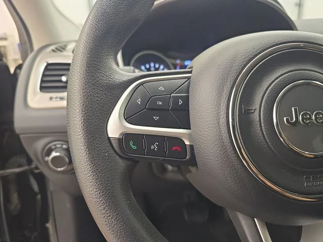 Used 2019 Diamond Black Jeep Sport image 29