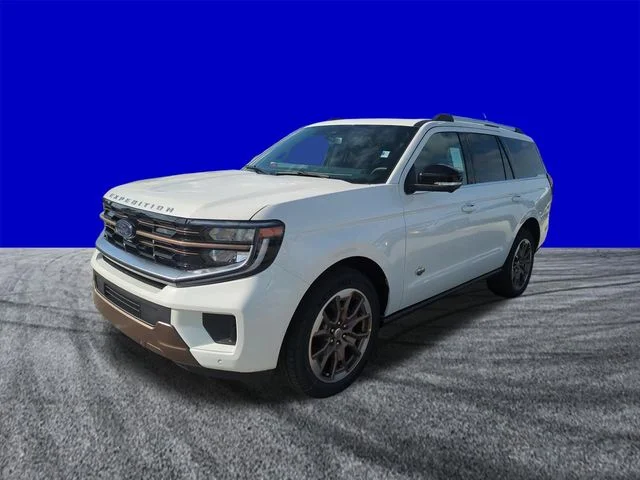 New 2026 Star White Metallic Tri-Coat Ford King Ranch® image 8