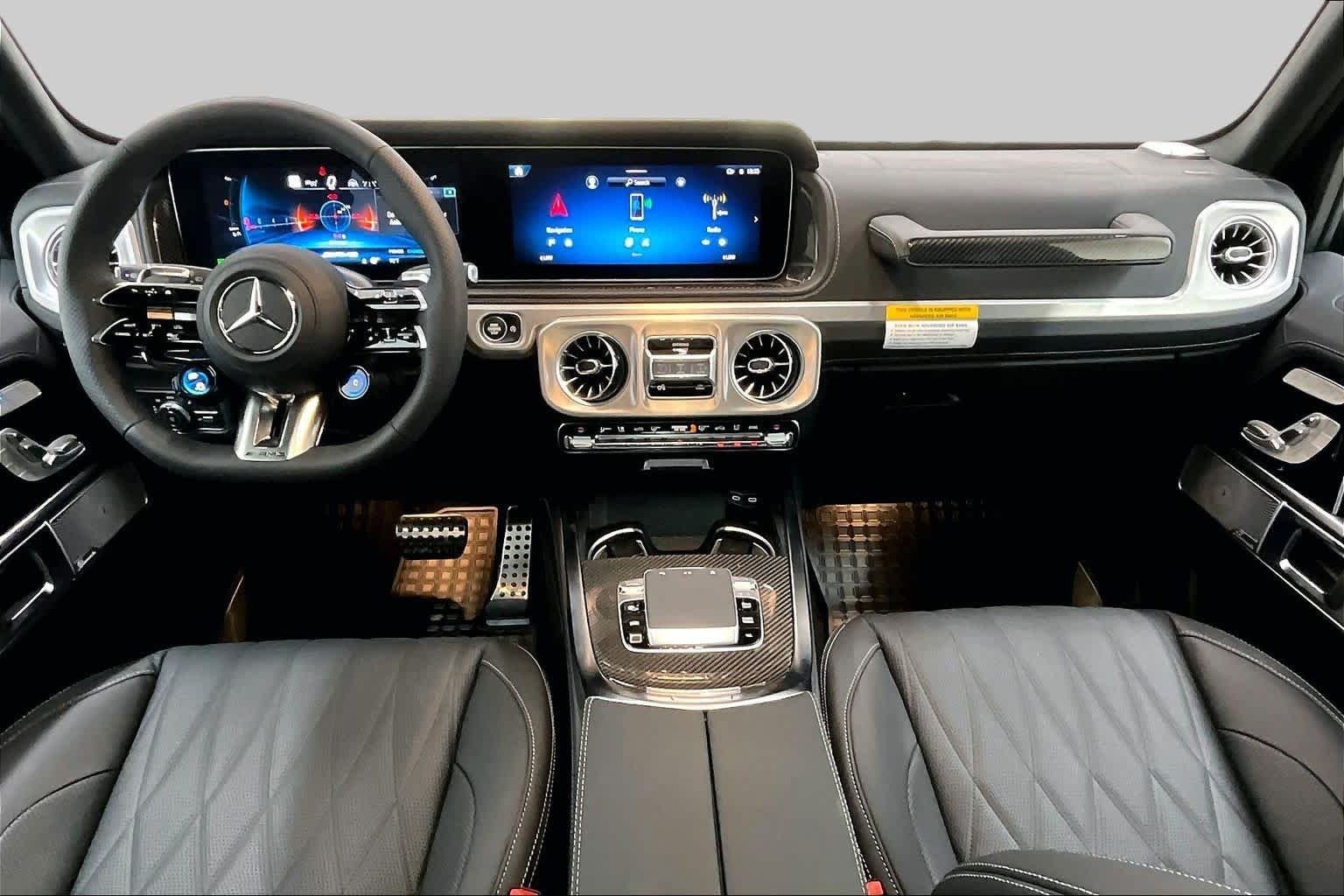New 2027 MANUFAKTUR Night Black Magno Mercedes-Benz AMG® G 63 image 5