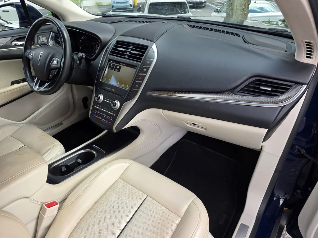 Used 2018 Blue Lincoln Black Label image 11