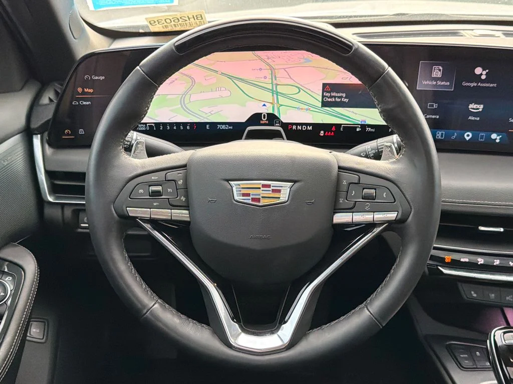 Used 2025 White Cadillac Premium Luxury image 23