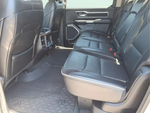 Used 2022 Silver Ram Laramie image 17