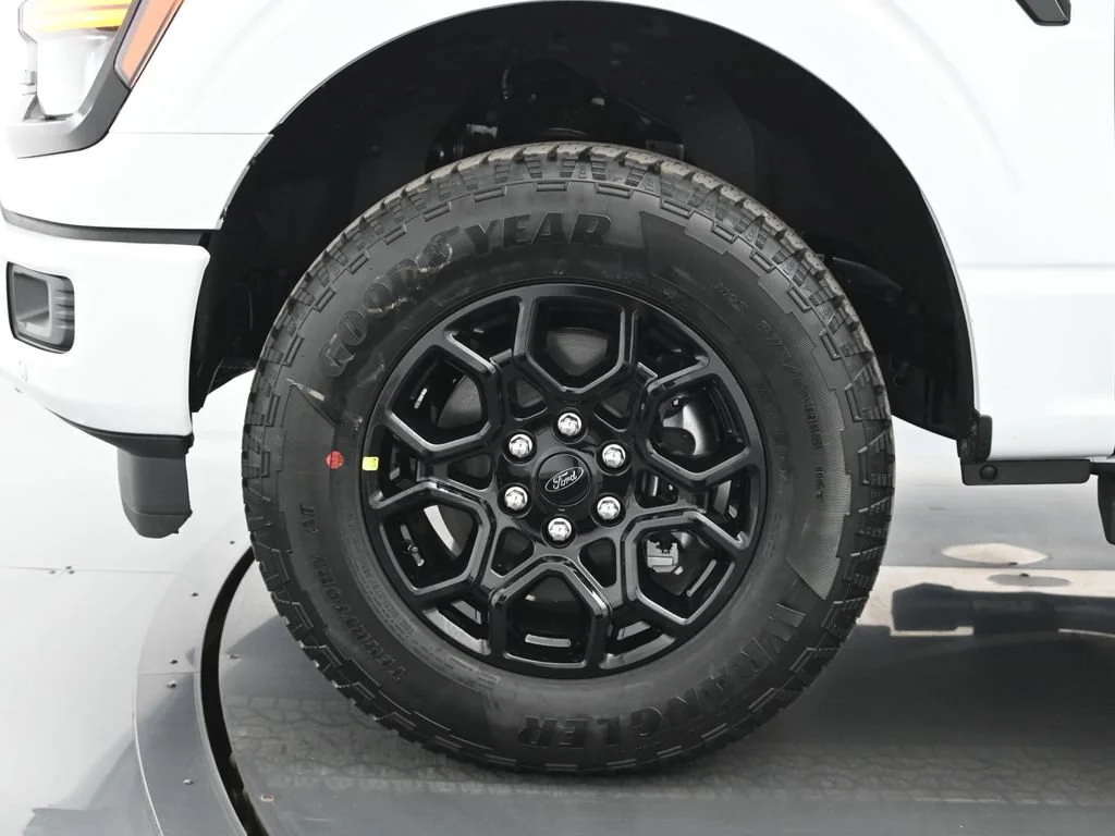 New 2026 White Ford XLT image 24