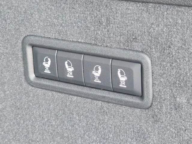 New 2026 Silver Zynith Jeep Summit Reserve image 29