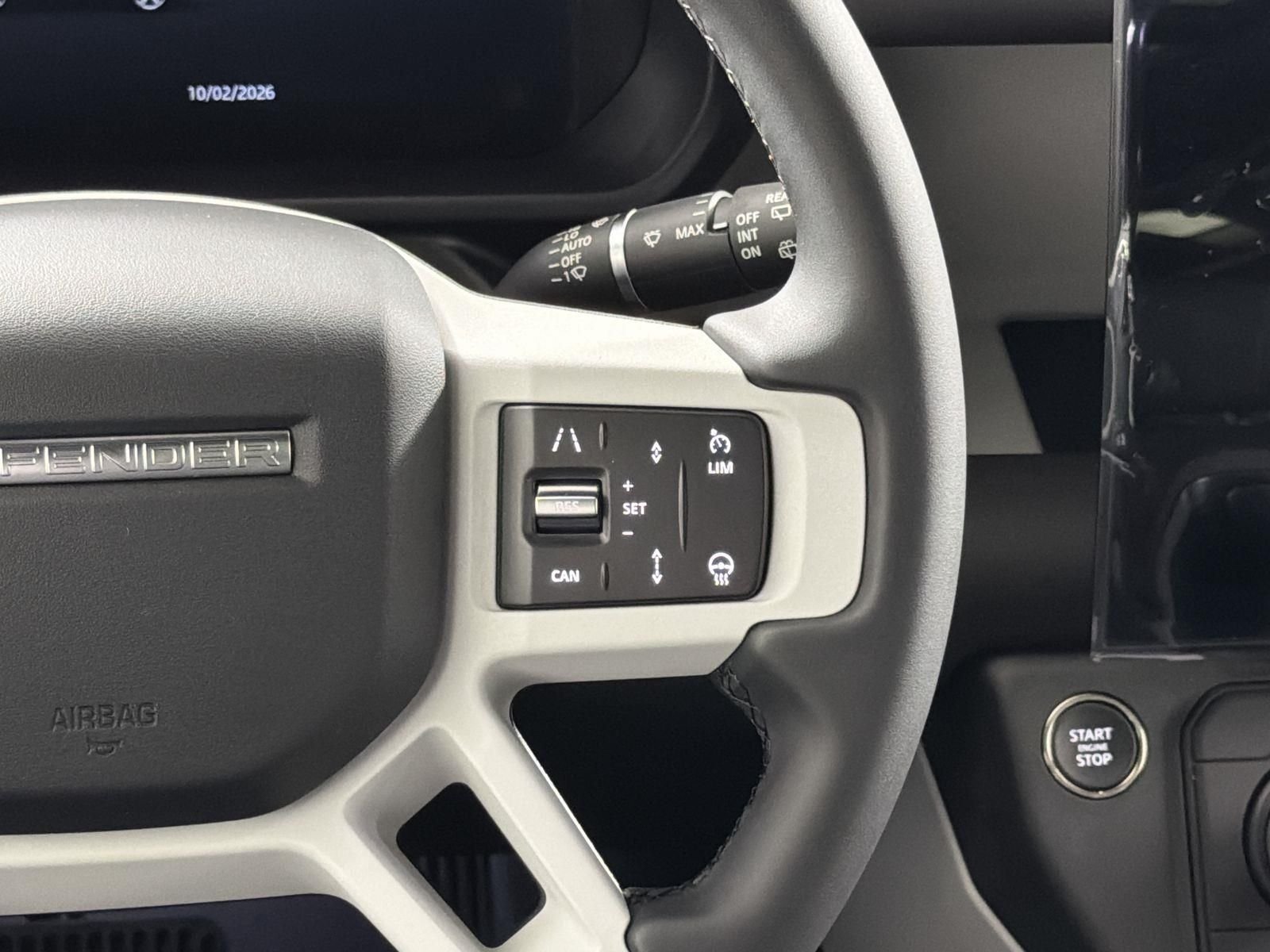 2026 Land Rover Defender X-Dynamic SE - Photo 13