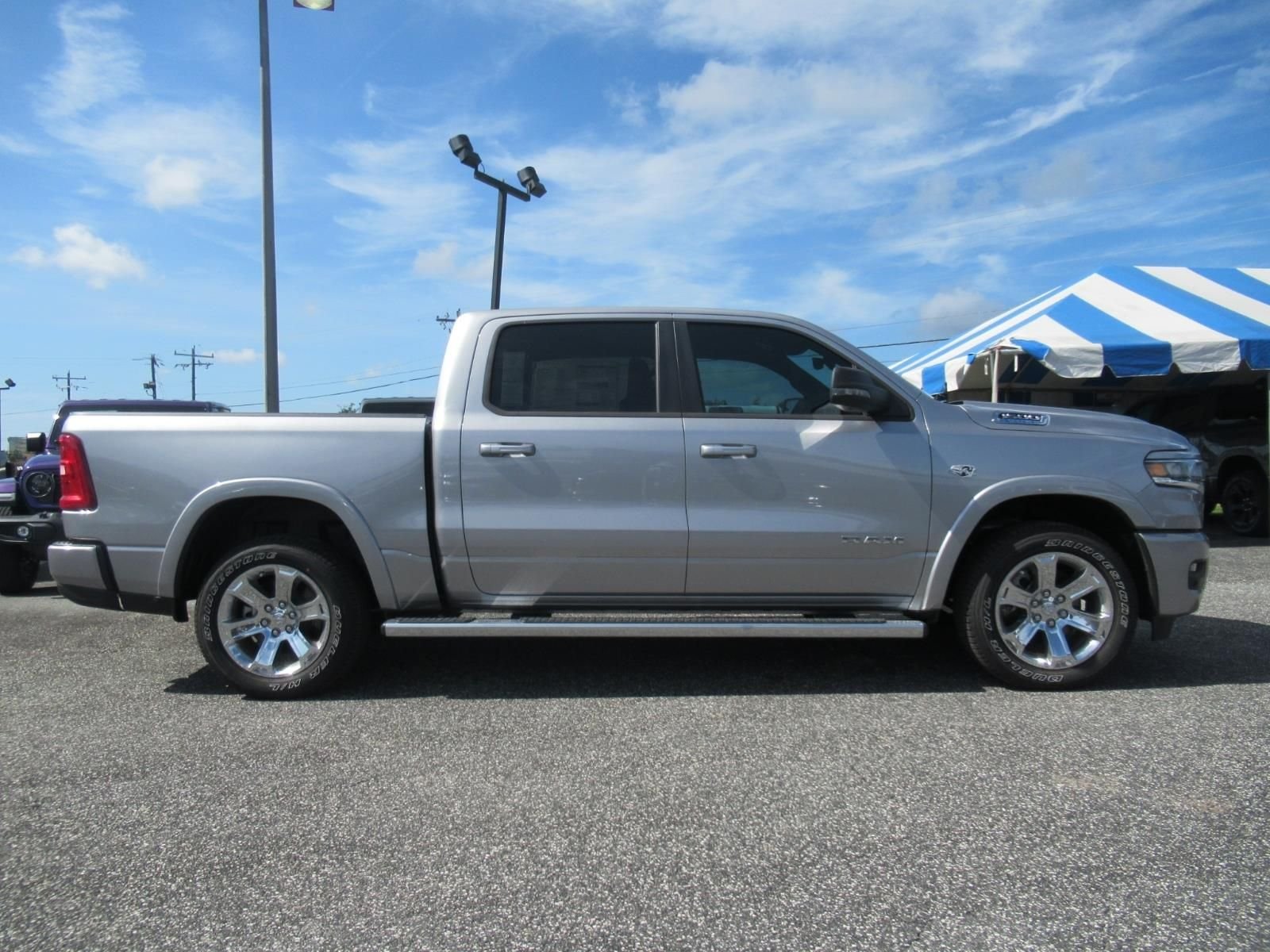 New 2026 Billet Silver Metallic Clearcoat RAM Big Horn/Lone Star image 2