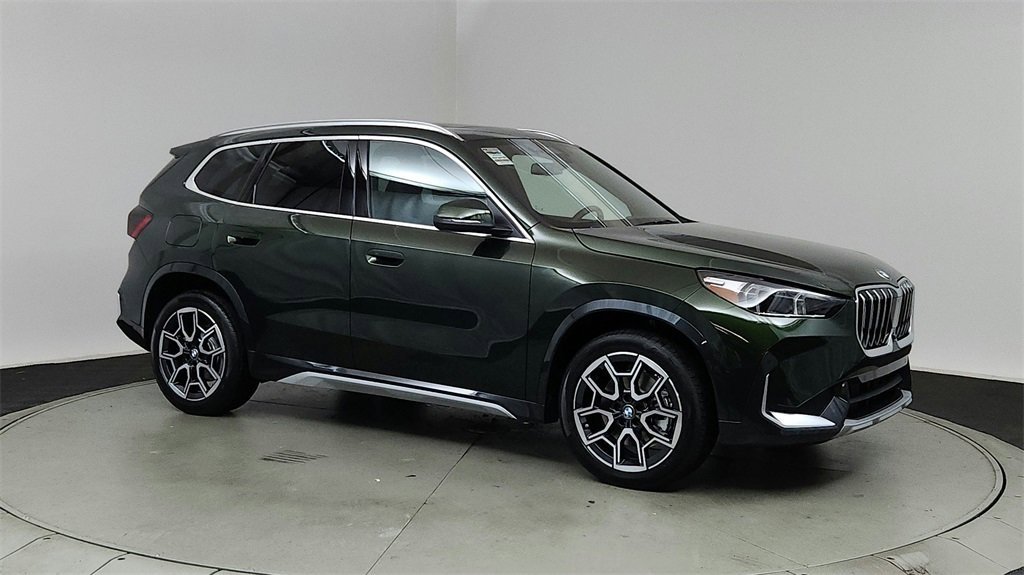 2025 BMW X1 28i