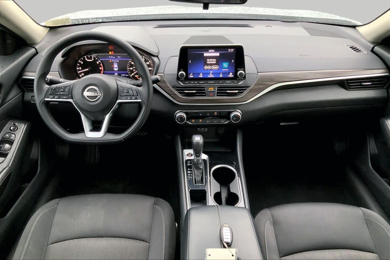 Used 2024 Brilliant Silver Metallic Nissan 2.5 SV image 14