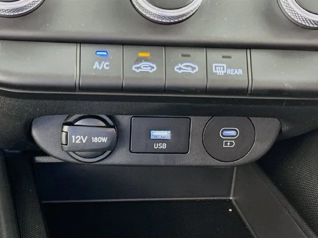 New 2026 White Hyundai SE image 17