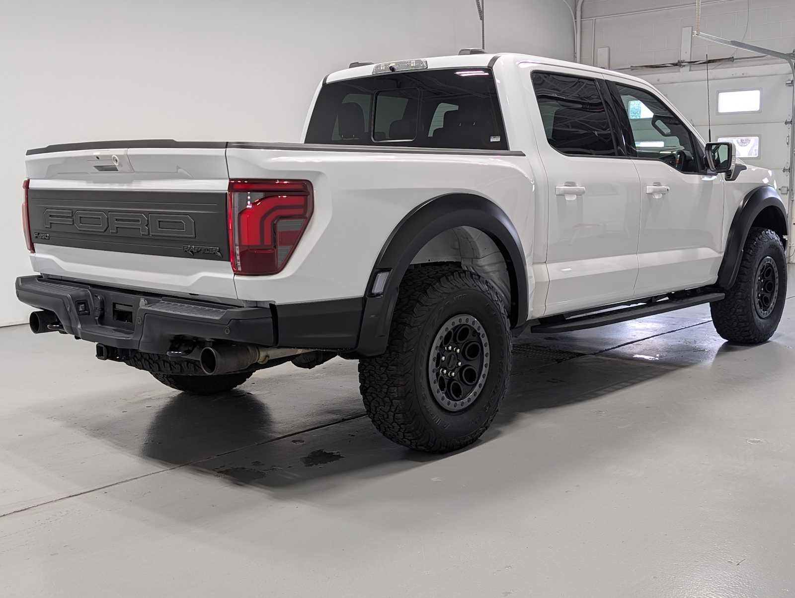 Used 2024 Oxford White Ford Raptor image 8