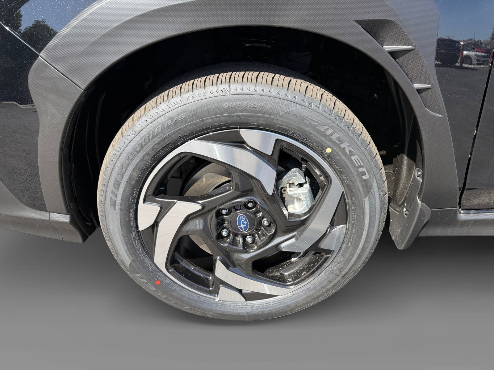 New 2026 CRYSTAL BLACK SILICA Subaru Limited Hybrid image 9