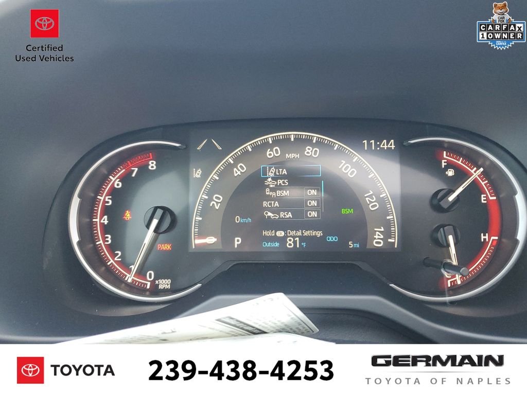 Used 2025 White Toyota XLE image 25