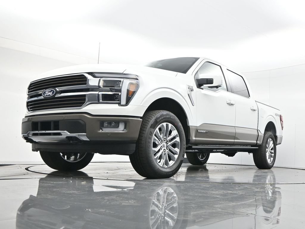 New 2026 Star White Metallic Tri-Coat Ford King Ranch® image 42