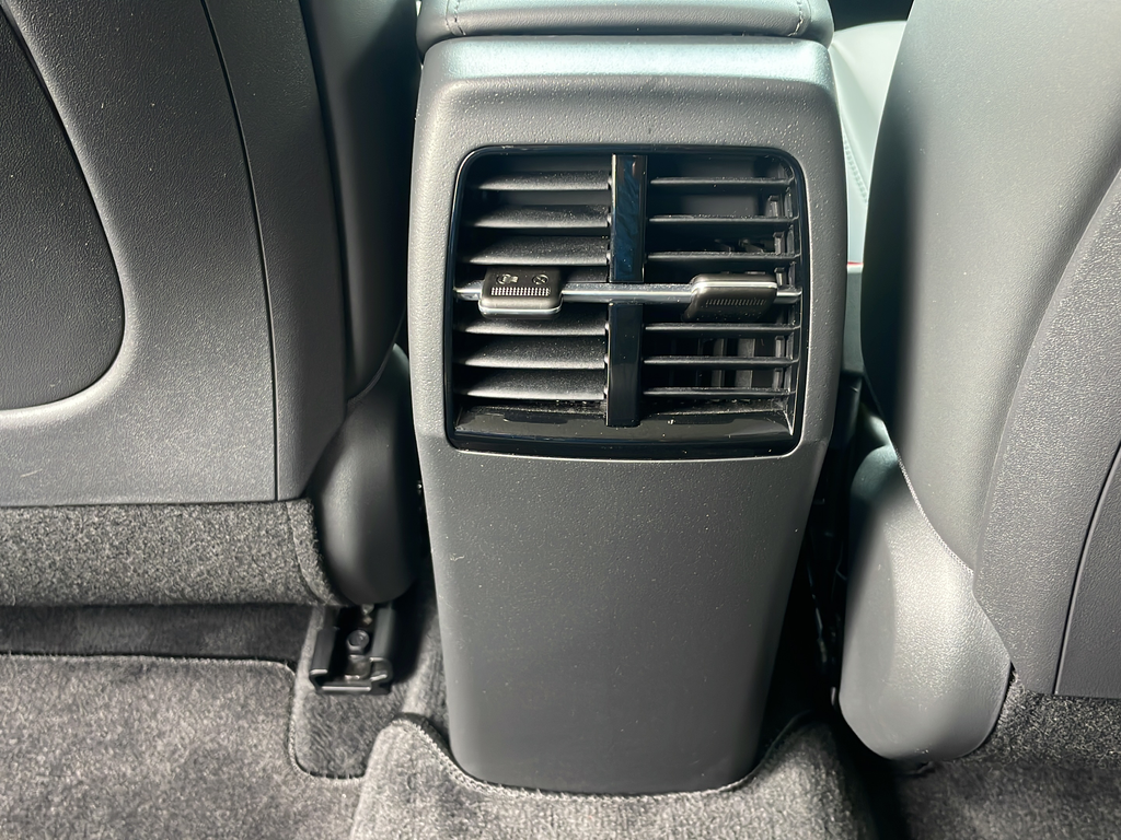 Used 2023 Green Kia EX image 32