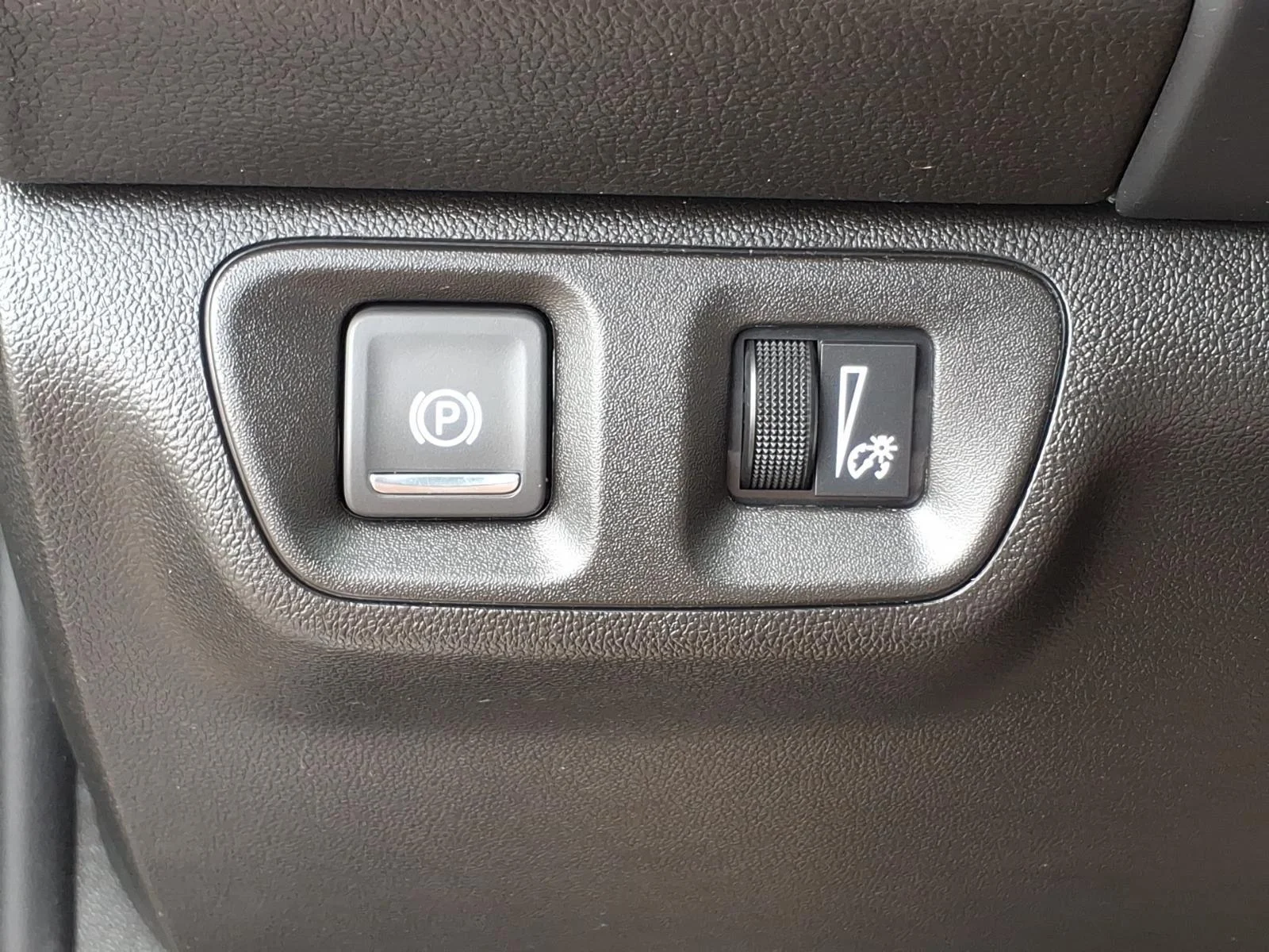 2023 GMC Acadia SLT - Photo 20