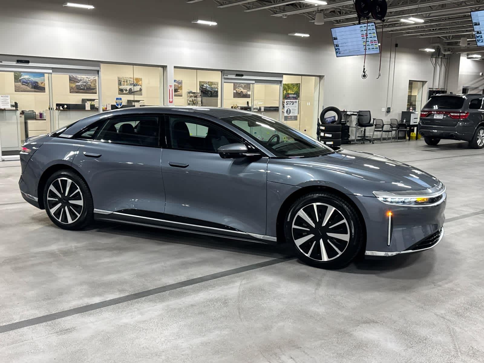 2024 Lucid Air Touring - Photo 9