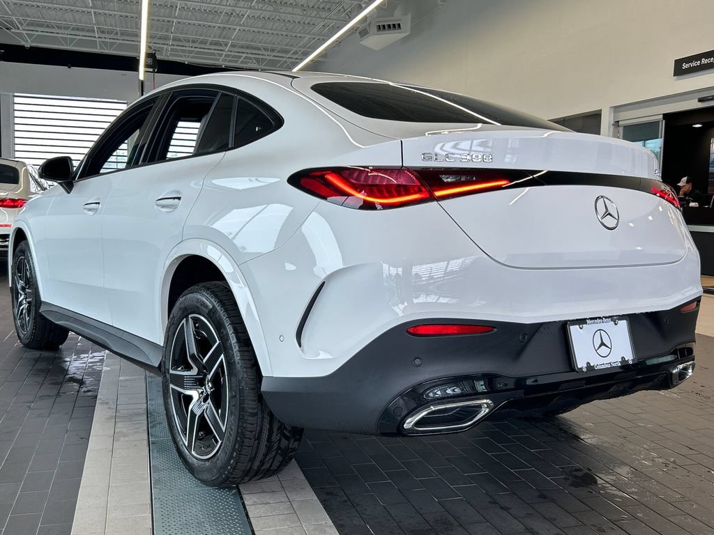 New 2027 Polar White Mercedes-Benz GLC 300 image 5
