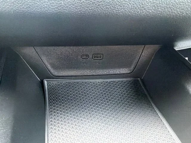 Used 2025 Sterling Gray Metallic Chevrolet LT image 37