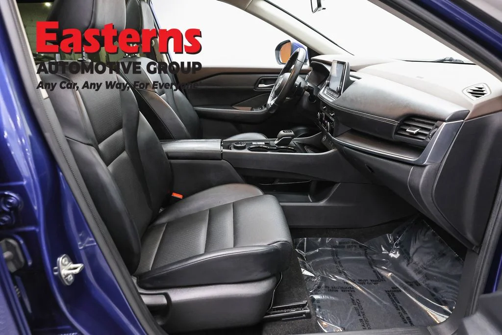 Used 2023 Blue Nissan SV image 26