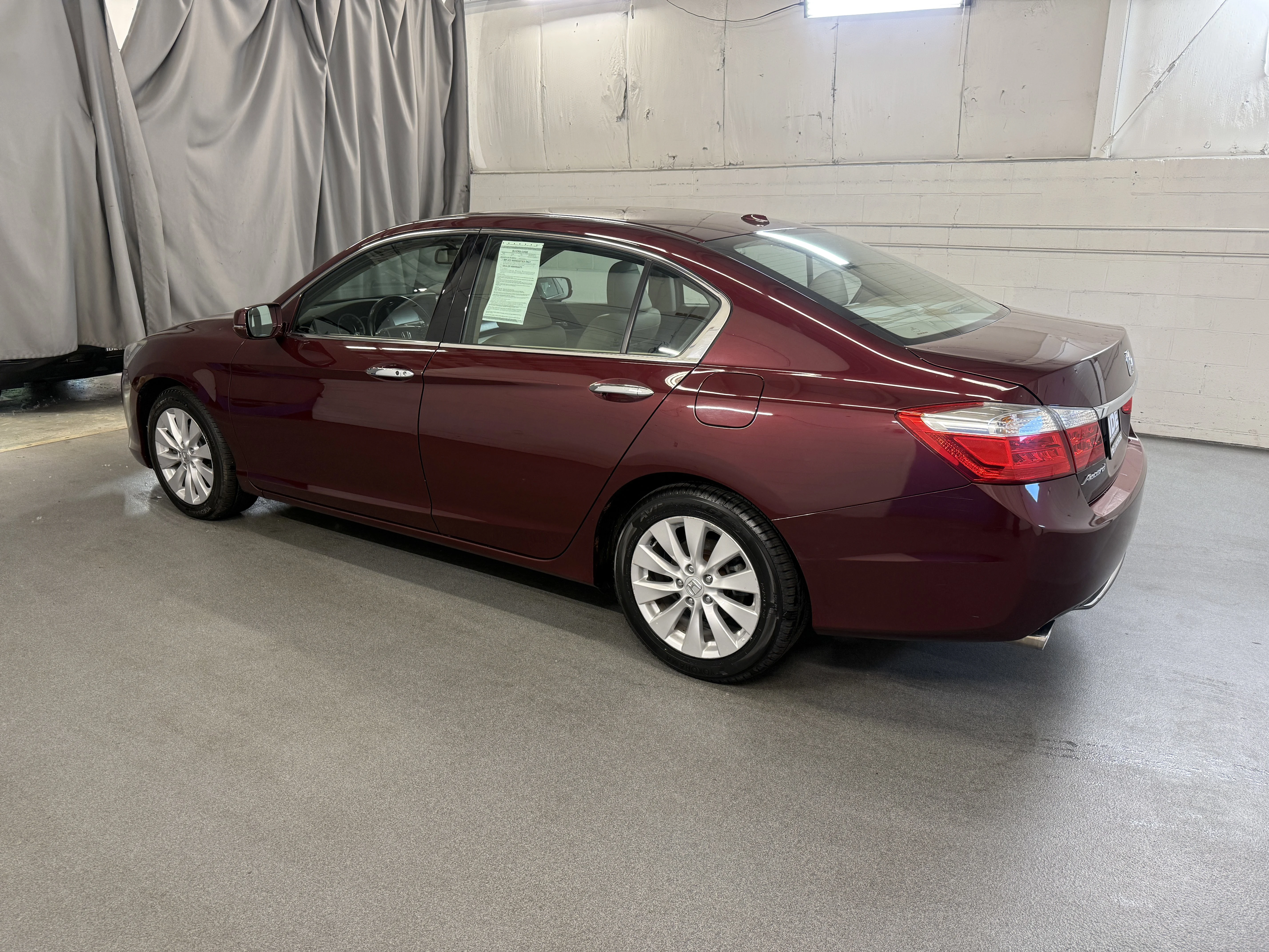 Used 2015 Basque Red Pearl II Honda EX-L image 6