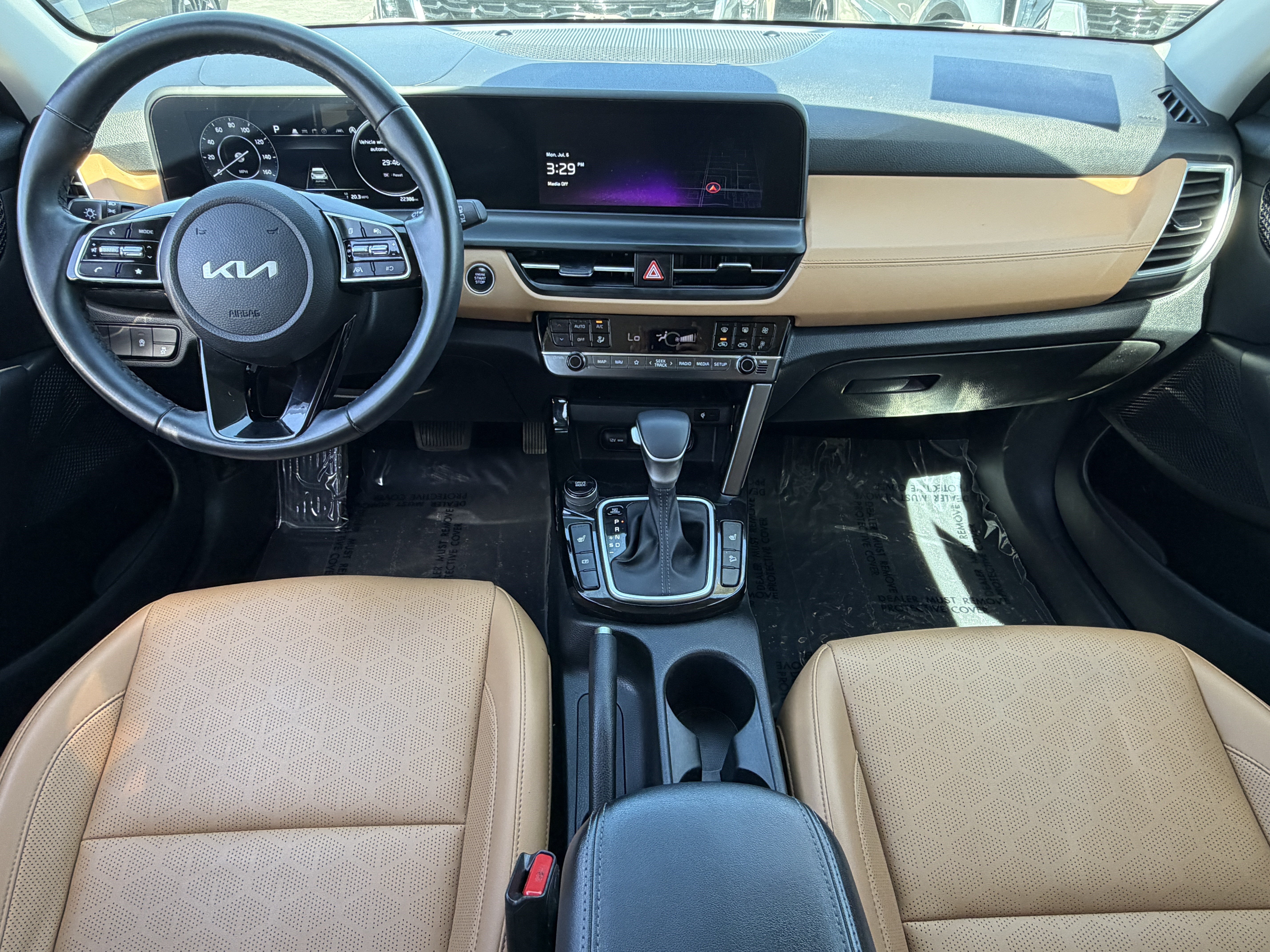 Certified Used 2024 Snow White Pearl Kia EX image 26