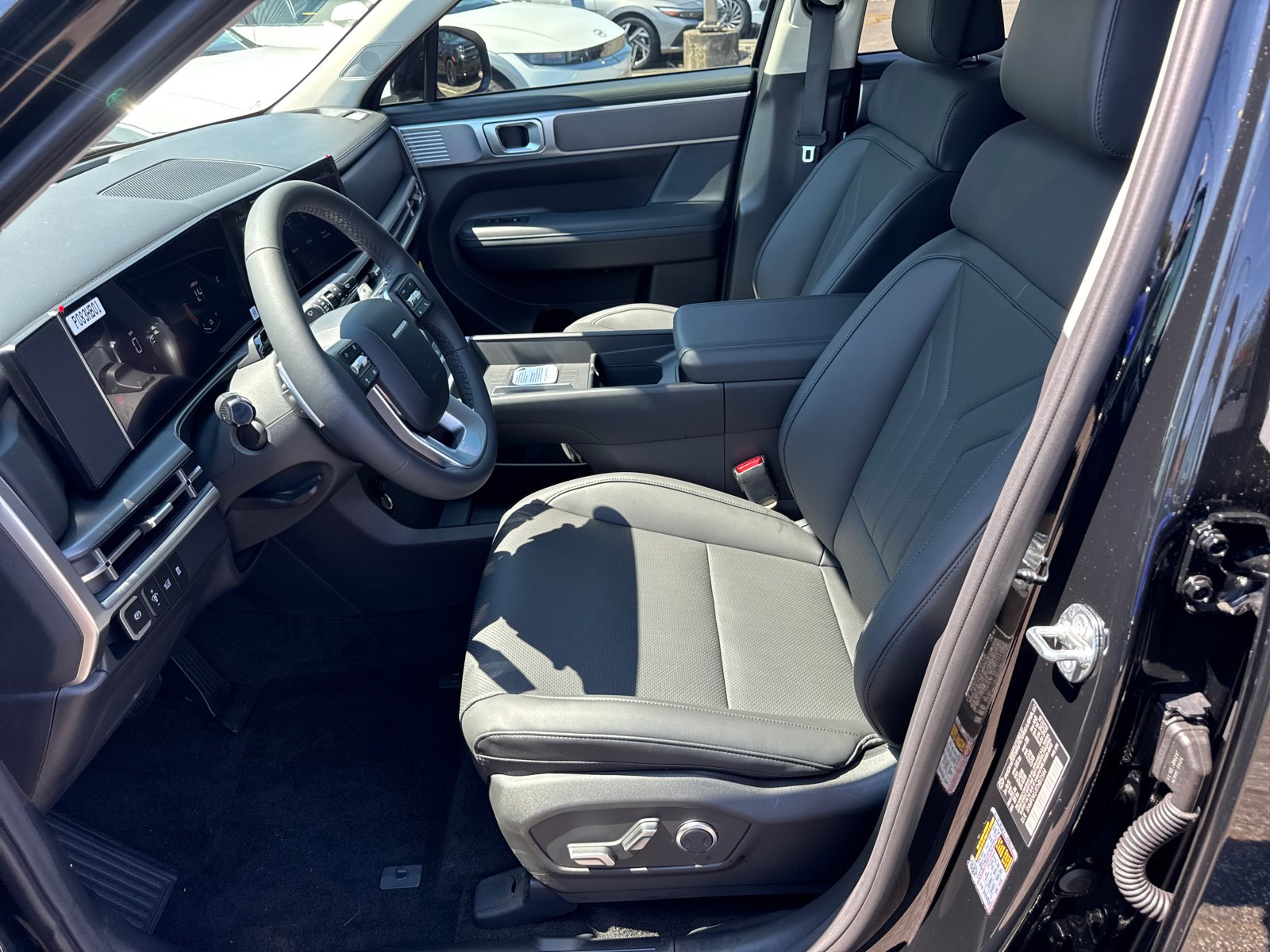 New 2026 Phantom Black Hyundai SEL image 9