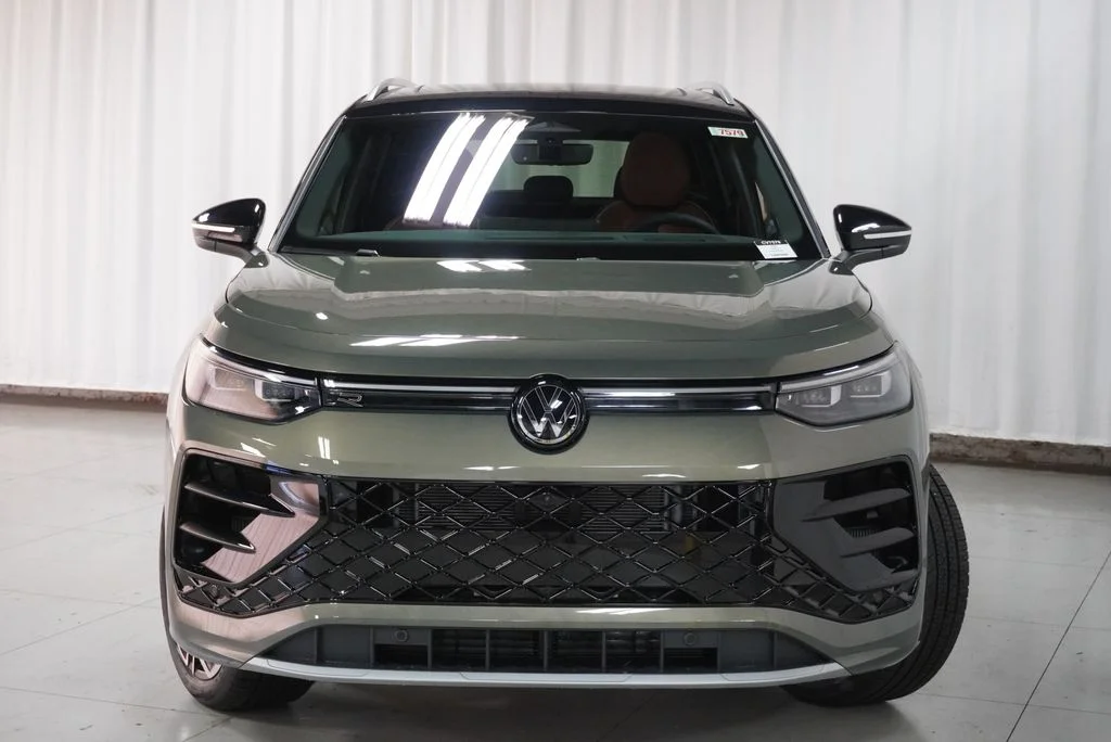 New 2026 Green Volkswagen 2.0T SEL R-Line Turbo image 5