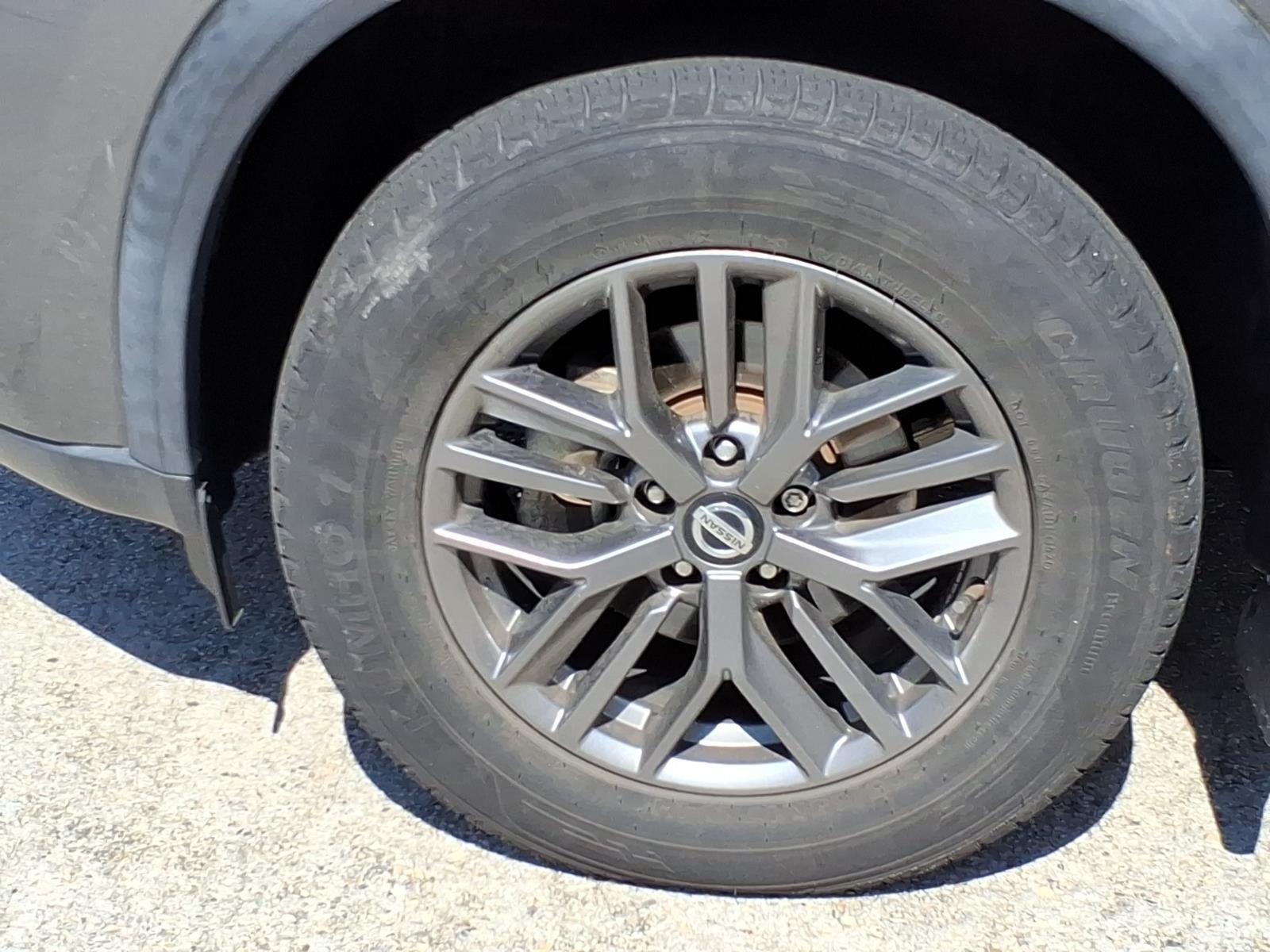 Used 2021 Gun Metallic Nissan S image 4