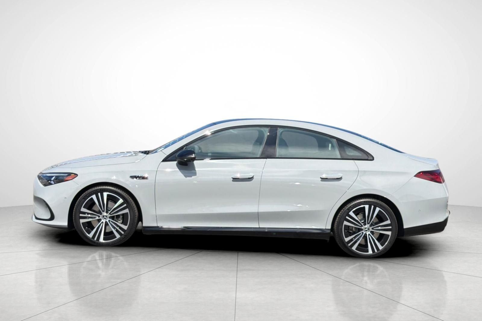 New 2027 MANUFAKTUR Alpine Grey Mercedes-Benz CLA 350 image 31