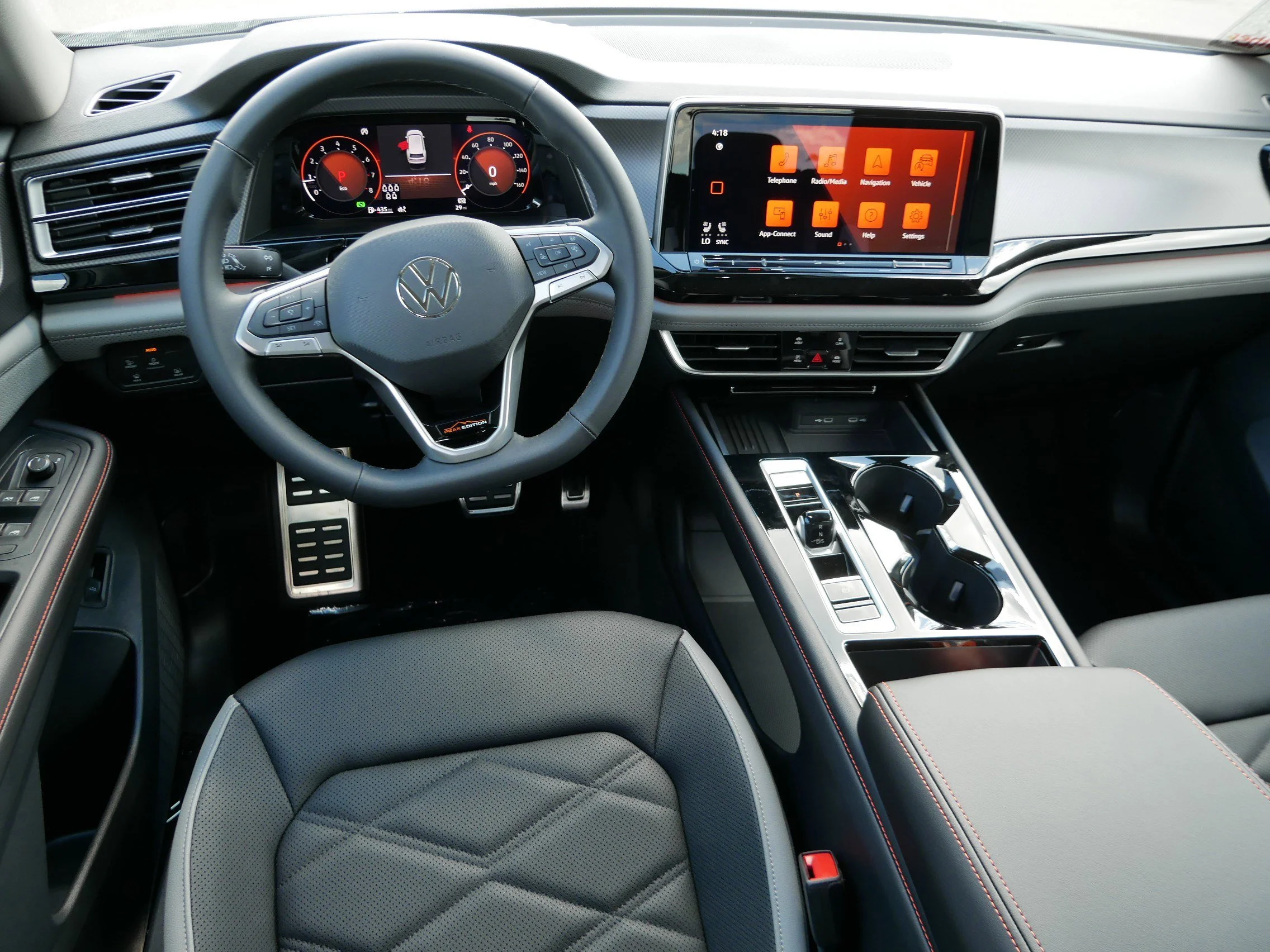 New 2026 Opal White Pearl Volkswagen 2.0T Peak Edition image 7